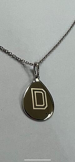 Single Letter - D